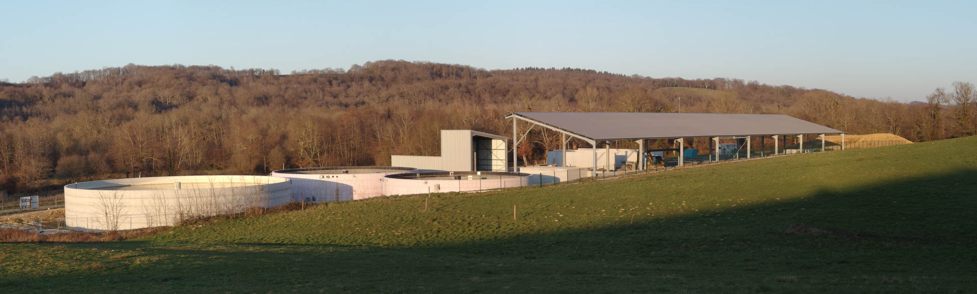 Installation de méthanisation afin de procédé à la valorisation énergétique de l'exploitation